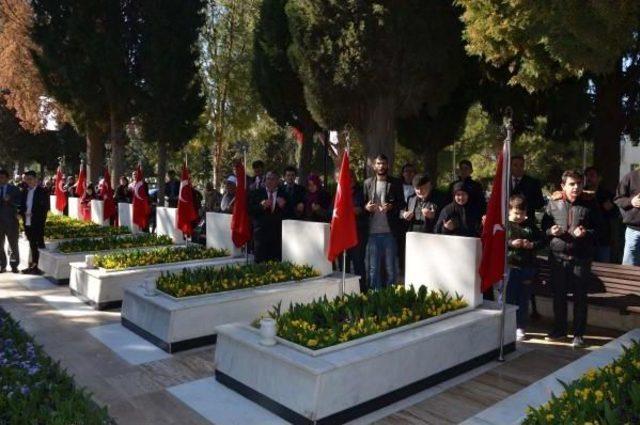 Denizli'de Çanakkale Deniz Zaferi'nin102'nci Yılı Kutlandı