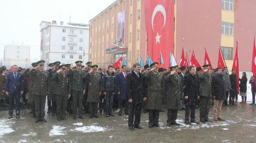 &Ccedil;aldıran&rsquo;da &Ccedil;anakkale Şehitleri Anma Programı D&uuml;zenlendi