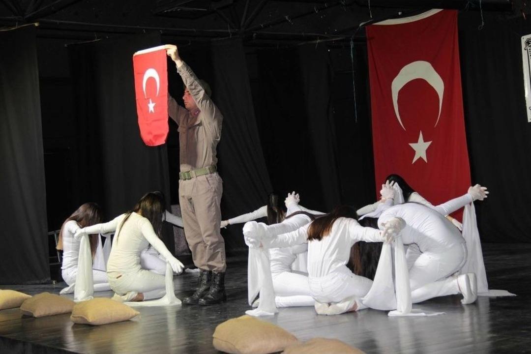 &rsquo;&ccedil;anakkale Zaferi&rsquo; Alanya&rsquo;da T&ouml;renlerle Kutlandı