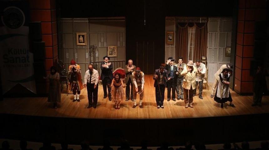 &rsquo;komik-i Şehir Naşit Bey&rsquo; Kayseri&rsquo;de Sahnelendi