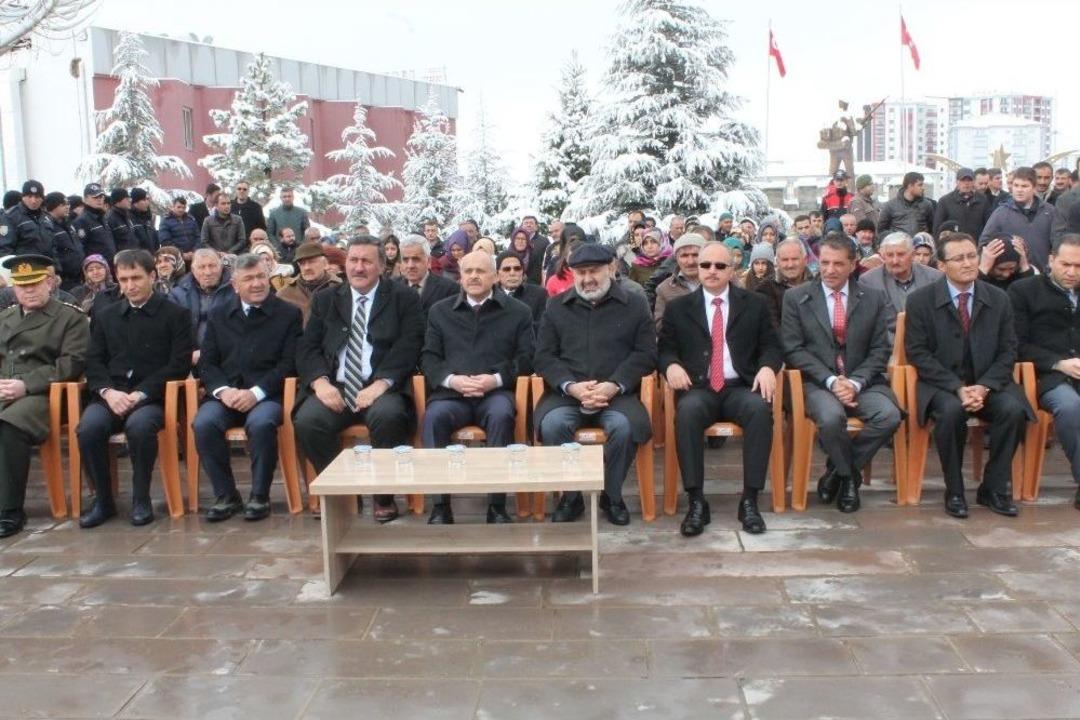 Niğde&rsquo;de &Ccedil;anakkale Şehitleri T&ouml;renlerle Anıldı