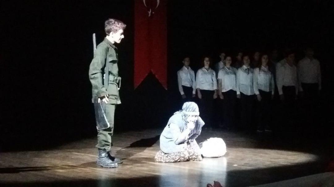 &Ccedil;anakkale Şehitleri Sakarya&rsquo;da Anıldı