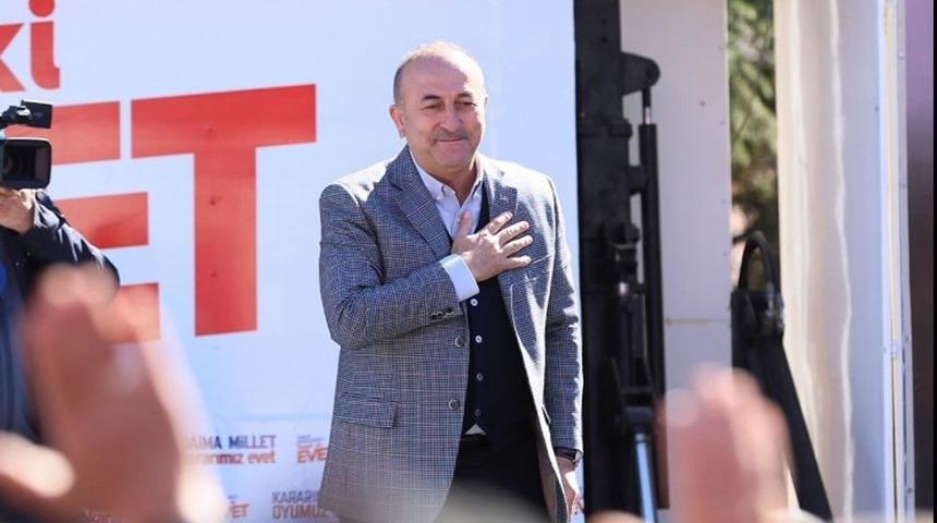 Bakan &Ccedil;avuşoğlu, "avrupa Fesatlıktan &Ccedil;atlıyor"