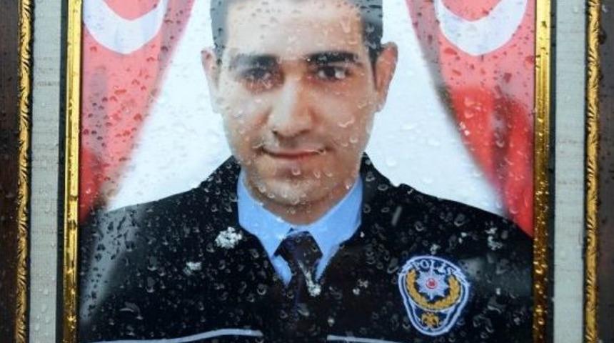 Şehit Polis İ&ccedil;in T&ouml;ren D&uuml;zenlendi