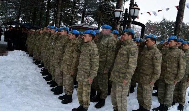 Bitlis'te Kar Altında Çanakkale Şehitlerini Anma Töreni