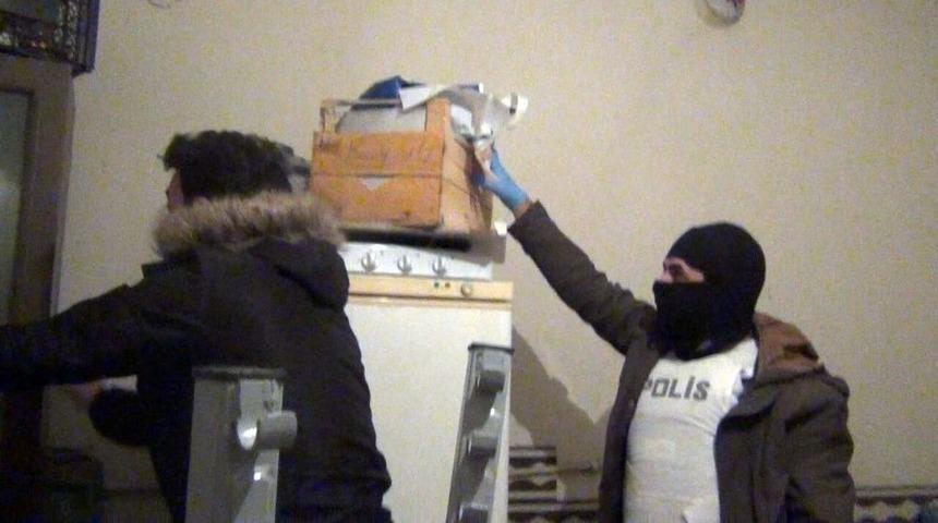 İstanbul&rsquo;da Deaş Operasyon: 6 G&ouml;zaltı