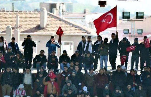 Çanakkale Deniz Zaferi'nin 102'nci Yıldönümü, Coşkuyla Kutlanıyor (2)