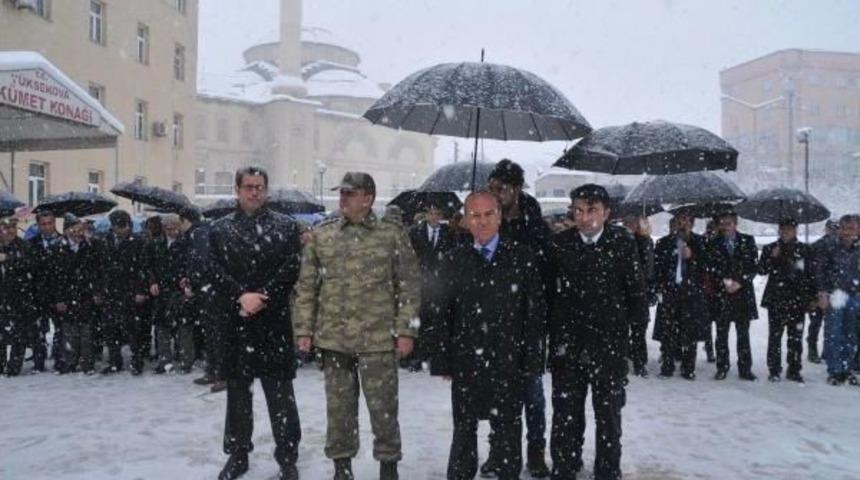 Y&uuml;ksekova'da 18 Mart &Ccedil;anakkale Şehitleri Anma T&ouml;reni