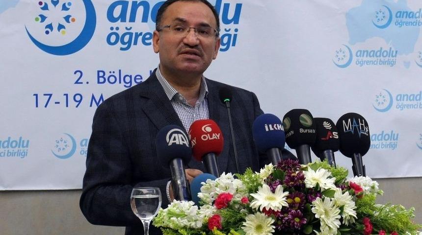 Bakan Bozdağ: "herkesi Bir Panik Ve Korku Sarmış Durumda"
