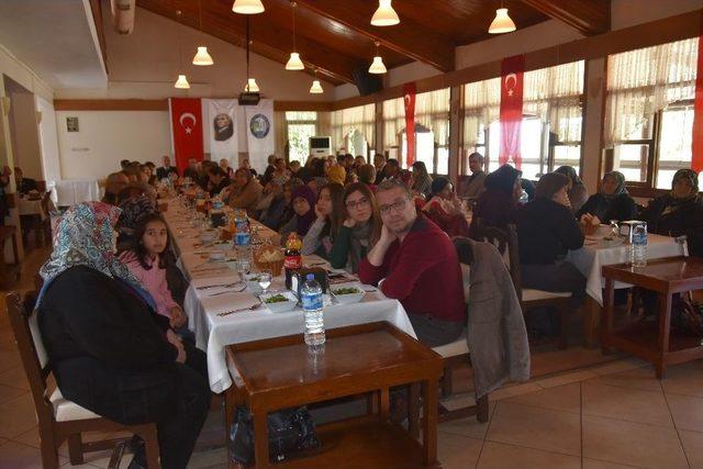 Başkan Kayda Şehit Aileleri Ve Gazileri Ağırladı