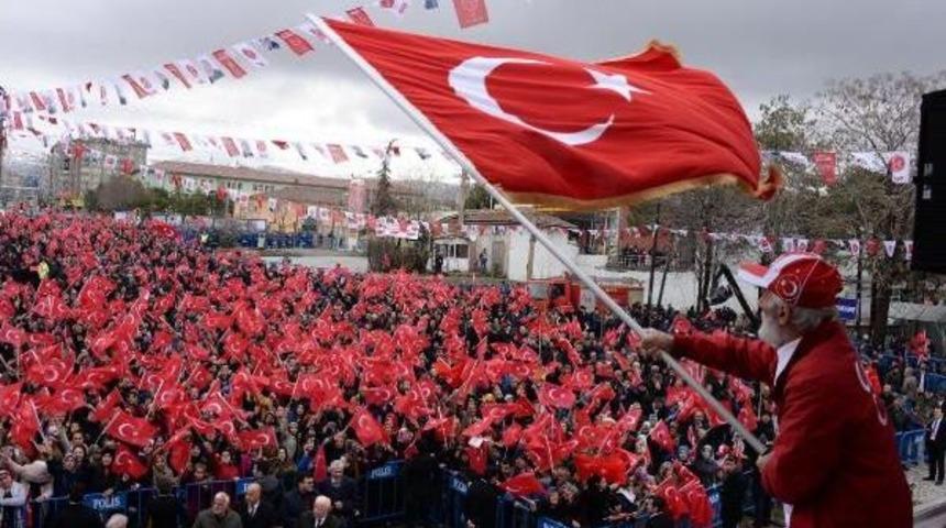 Bah&ccedil;eli: 16 Nisan'da Avrupa'da Tahtlar Sallanacak