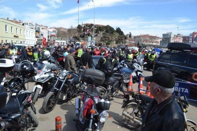 1000 Motosikletli Gelibolu'dan Geçti