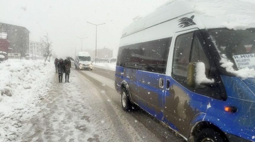 Y&uuml;ksekova&rsquo;da Kar Esareti Geri D&ouml;nd&uuml;