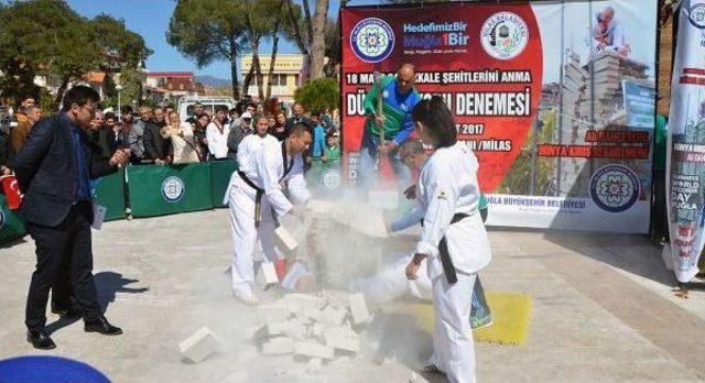 Rekor Denemesinde Vücudunda 17 Beton Bloğu Kırdırdı