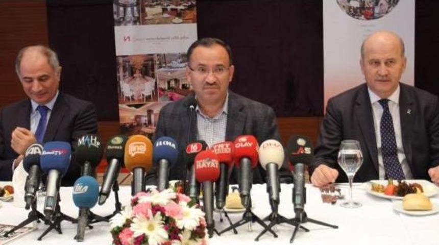 Bozdağ: Sanırsınız Ki, 16 Nisan'da Almanya'da H&uuml;k&uuml;met Sistemi Oylanacak (2)