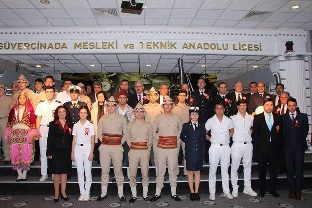 Kuşadası’nda 18 Mart Çanakkale Zaferi Ve Şehitleri Anma Günü Etkinlikleri