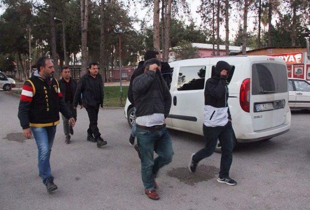 Adana’da Yasa Dışı Bahis Operasyonu: 14 Gözaltı