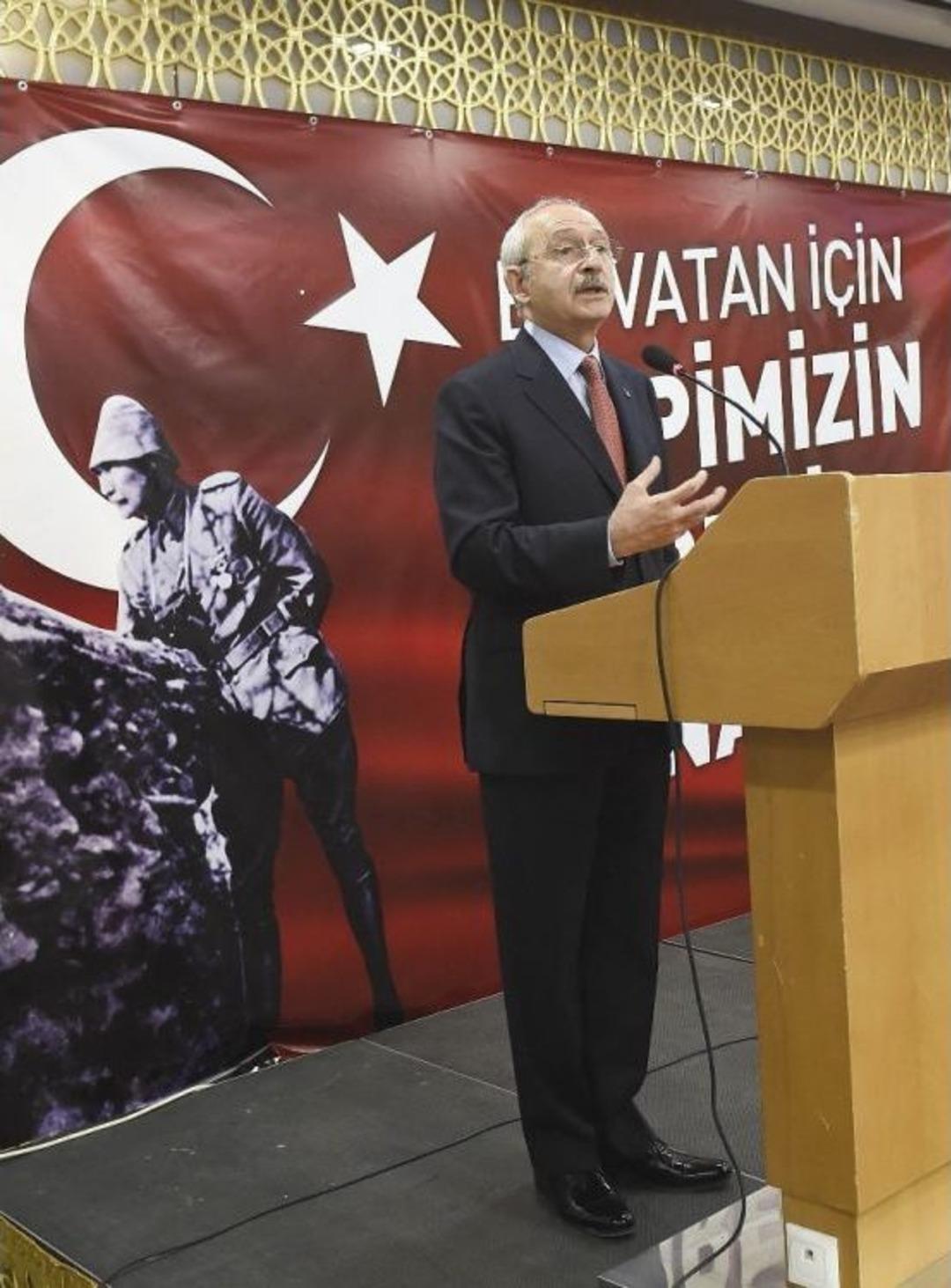 Chp Genel Başkanı Kılı&ccedil;daroğlu, Şehit Yakınları Ve Gazilerle Bir Araya Geldi