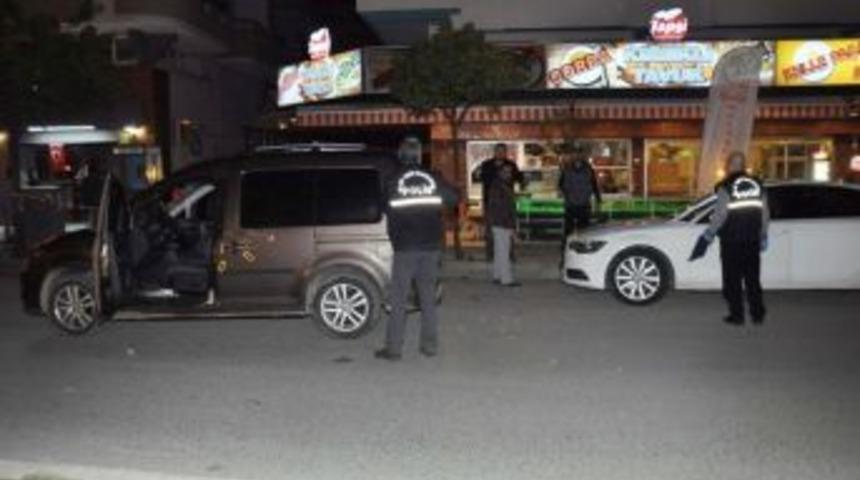 Manavgat&rsquo;ta Silahlı Saldırı: 2 Yaralı