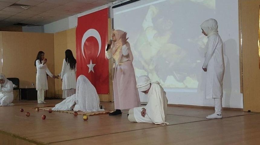 Halep&ccedil;e Katliamının Yıld&ouml;n&uuml;m&uuml;