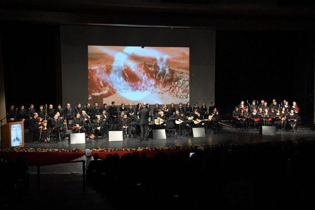 ’bir Destanın Türküsü Çanakkale’ Programı Duygusal Anlar Yaşattı