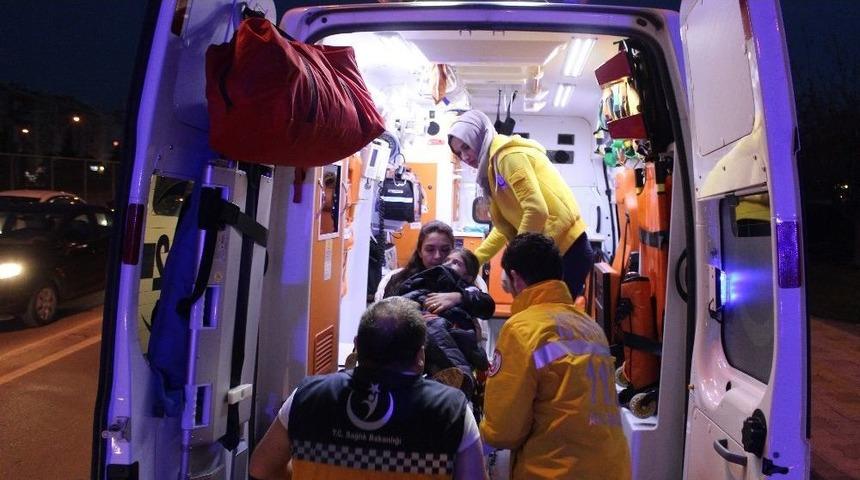 Kocaeli&rsquo;de Trafik Kazası: 5 Yaralı