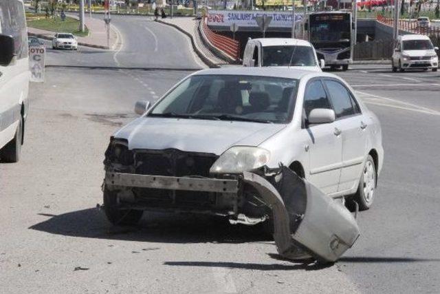 Şanlıurfa’Da Motosiklet Ile Otomobil Çarpıştı: 2 Yaralı