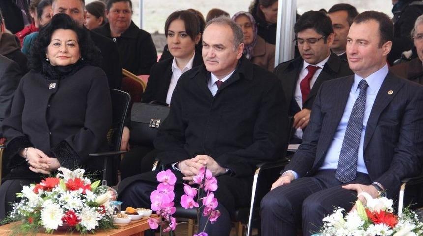 Bakan &Ouml;zl&uuml;: &ldquo;&uuml;lkemizi B&ouml;lgesel Bir G&uuml;&ccedil;, K&uuml;resel Bir Oyuncu Haline Getireceğiz&rdquo;