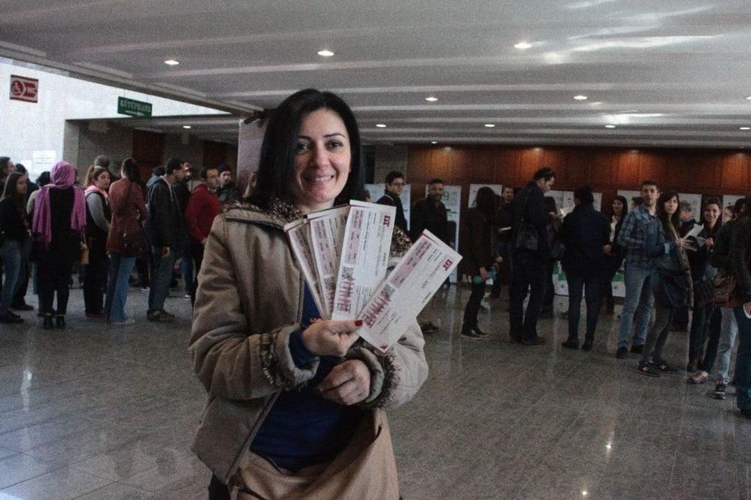 Festival Bileti Alabilmek İ&ccedil;in 18 Saat Beklediler