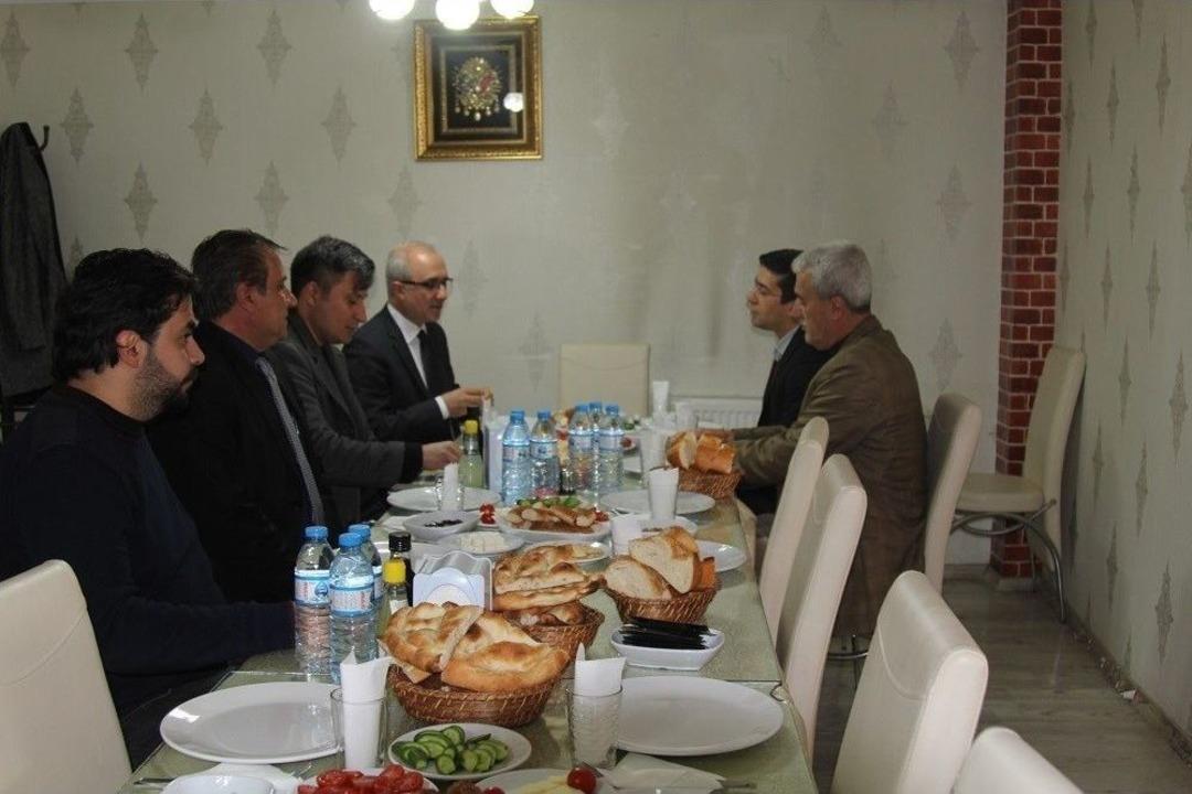 Başdanışman İnan&ccedil;&rsquo;tan Kaymakam &Ouml;zt&uuml;rk&rsquo;e Ziyaret