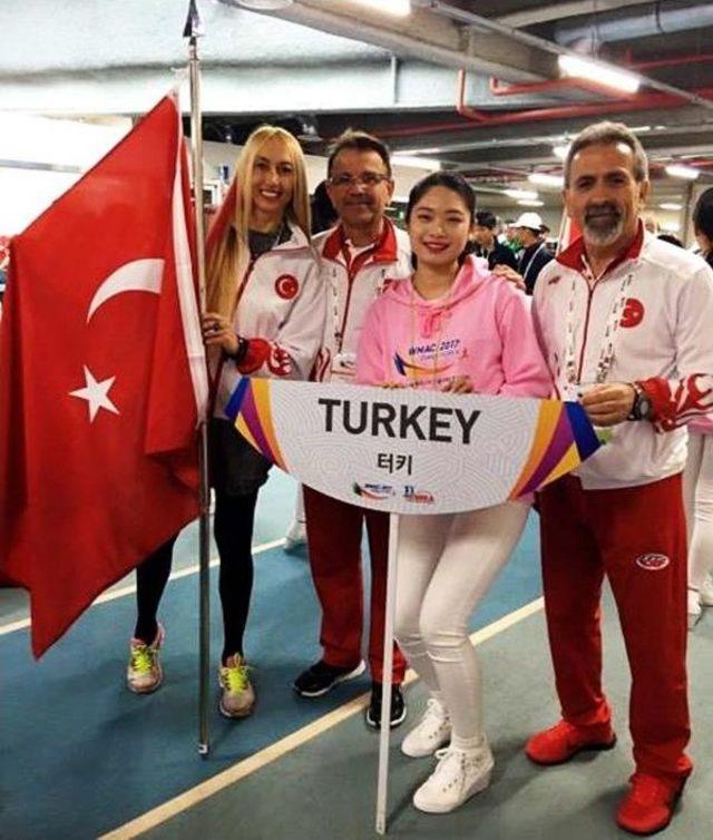 Dünya Masterler Salon Atletizm Şampiyonası'nda Kurtcan Madalya Peşinde