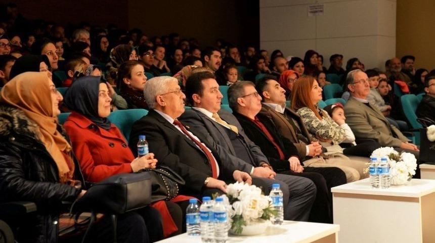 &ldquo;sedd&uuml;lbahir Yahya &Ccedil;avuş&rdquo; Adlı Tiyatro Oyunu Boz&uuml;y&uuml;k&rsquo;te Sahnelendi