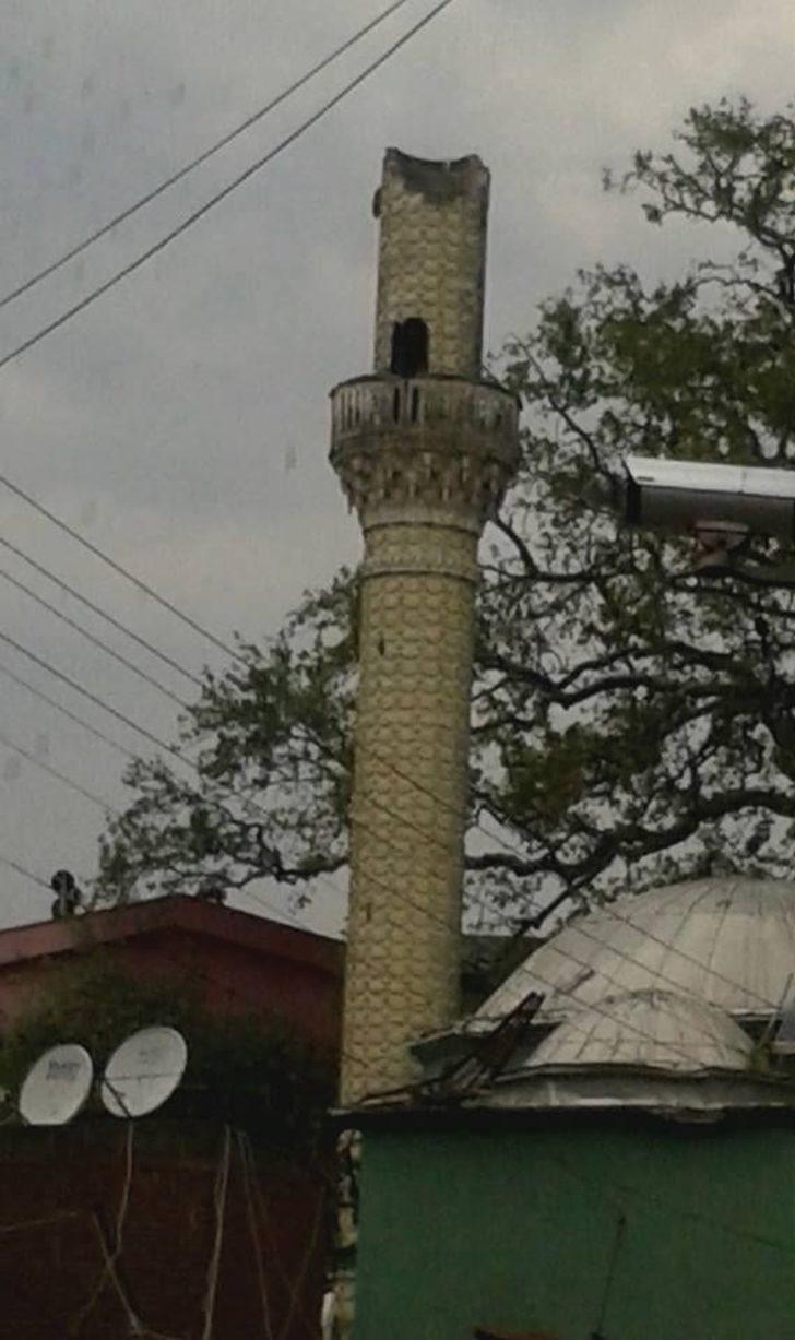 Şimşekler geceyi aydınlattı  G5