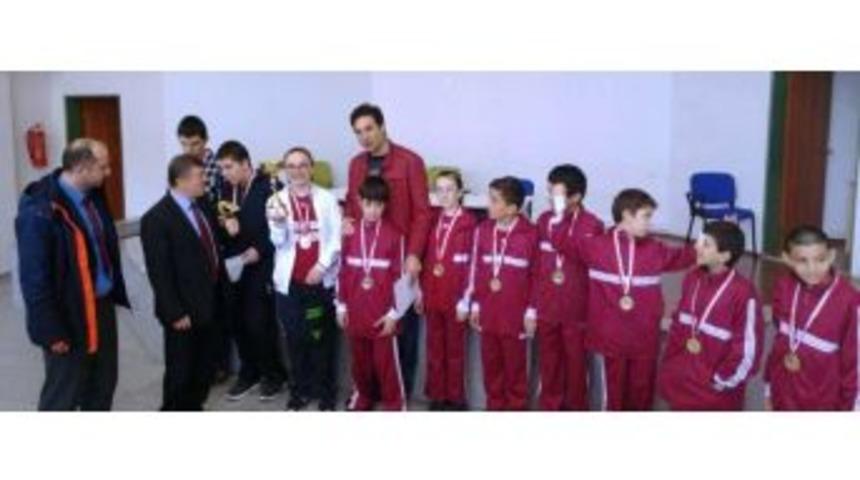 &Ouml;zel Sporcular Yarışacak