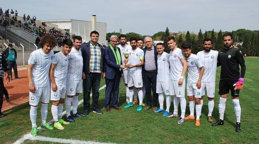 Salihli Belediyespor, 3 Puanı 2 Golle Aldı