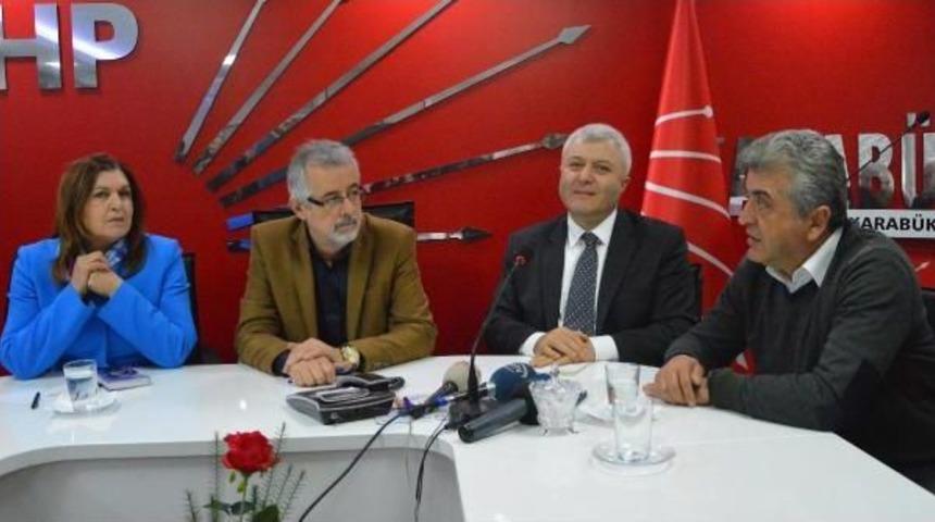 Chp'li &Ouml;zkan: Biz Başımıza Kral Istemiyoruz