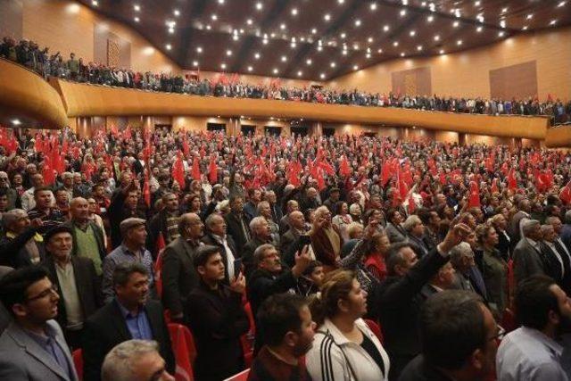 Meral Akşener, Mersin'de Protesto Edildi (2)