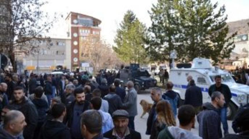 17 Yaşındaki Gen&ccedil; Bı&ccedil;aklanarak &Ouml;ld&uuml;r&uuml;ld&uuml;