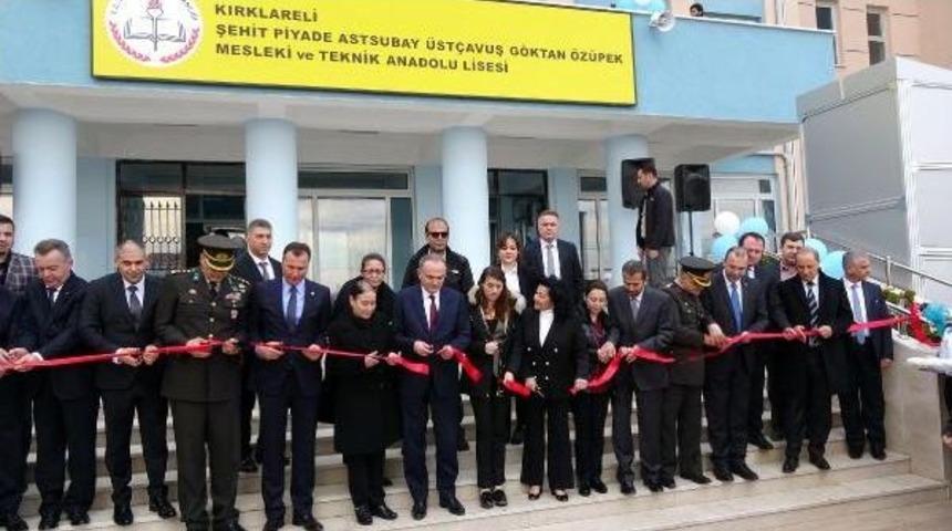 Bakan &Ouml;zl&uuml;: Ar-Ge Merkezi Kuranları Teşvik Edeceğiz (2)