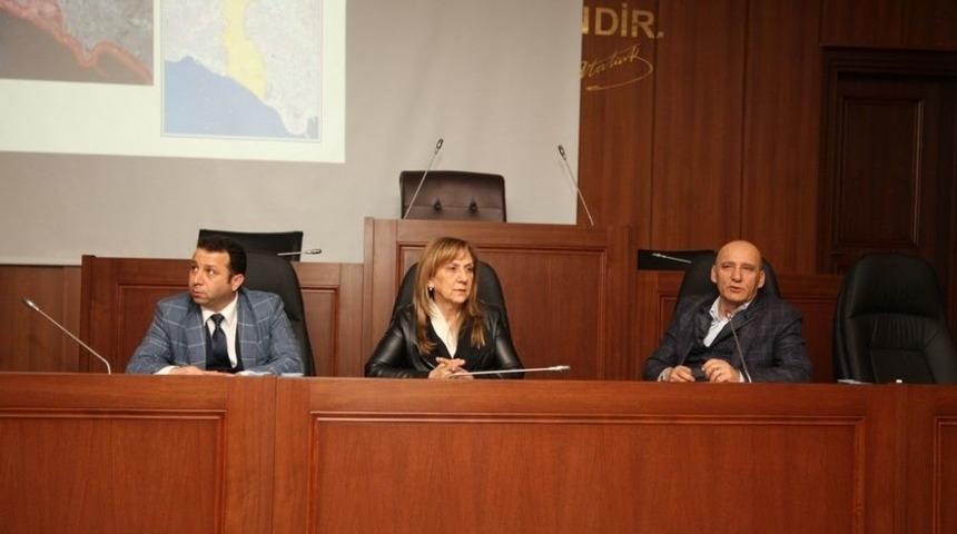 Başkan Altınok &Ouml;z Halka D&ouml;n&uuml;ş&uuml;m&uuml; Anlatıyor