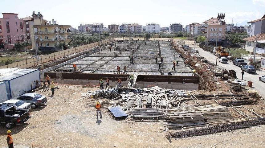 D&ouml;şemealtı Hastanesi İnşaatı Devam Ediyor