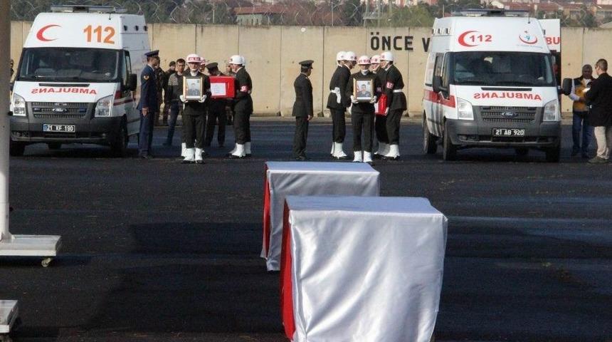 Lice Şehitleri Memleketlerine Uğurlandı