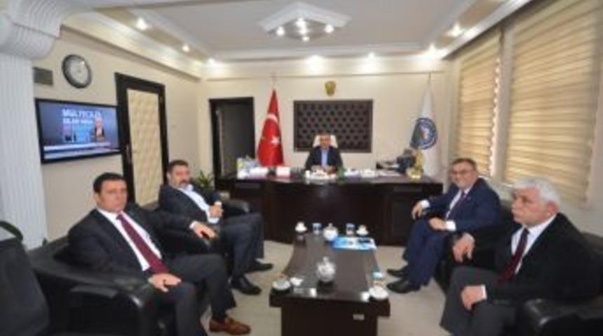 T&uuml;rk Yerel Hizmet-sen&rsquo;den Başkan Yikit&rsquo;e Ziyaret
