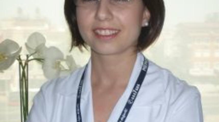 N&ouml;roloji Uzmanı Bıyıklı: &ldquo;ani Başlayan Kas G&uuml;&ccedil;s&uuml;zl&uuml;ğ&uuml;n&uuml; &Ouml;nemseyin&rdquo;