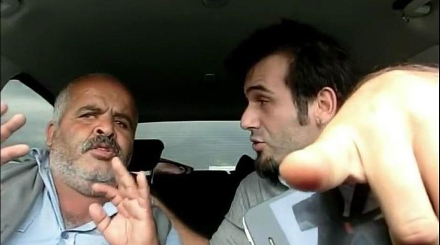 (&ouml;zel Haber) Otostopla Arabasına Aldığı Dolandırıcıları İfşa Ediyor