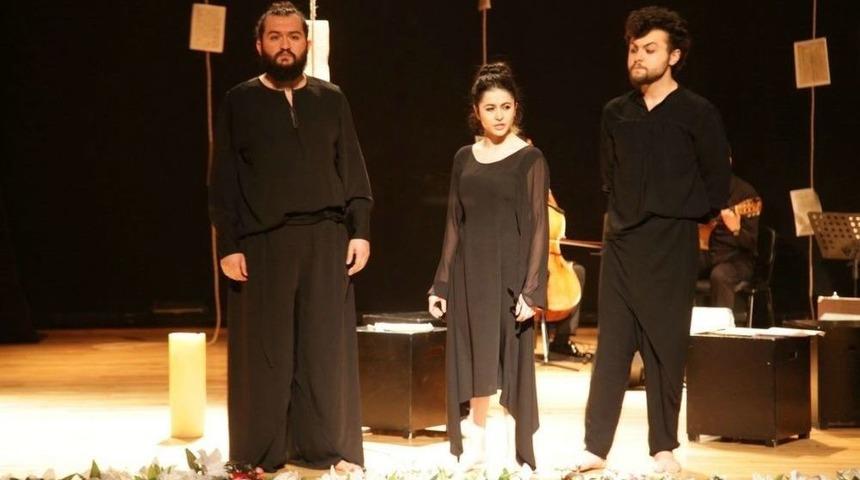 &Ccedil;anakkale Şehitleri Anıldı