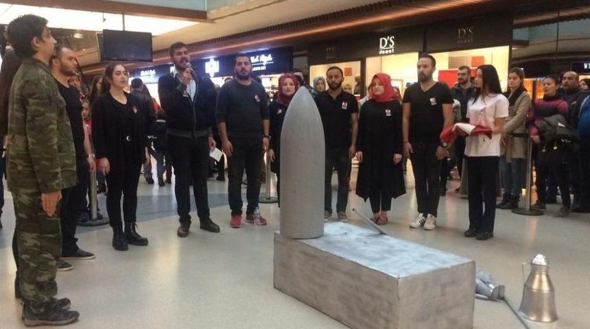 Esas 67 Burda Avm, &Ccedil;anakkale Şehitlerini Andı