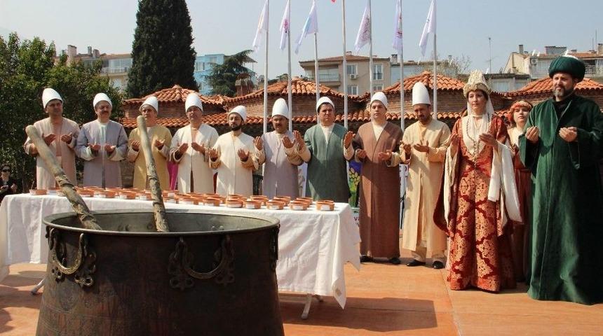 Şifalı Mesir Dualarla Karılacak