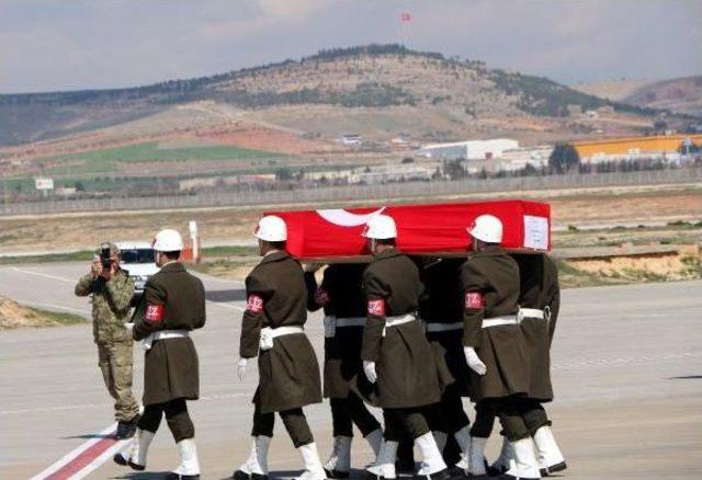 Şehit Yüzbaşı'nın Cenazesi Gaziantep'te