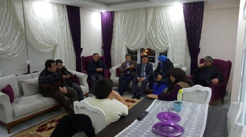 U&ccedil;ar, Şehit Aileleri İle Bir Araya Geldi